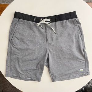 Vuori Men’s Cross Trainer Shorts Heather Grey Waist 32